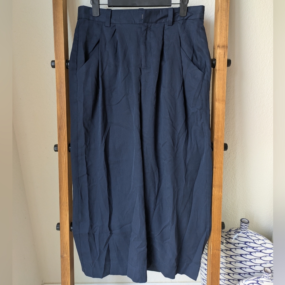 Banana Republic Women's Navy Wide Leg Cropped Pants - Size 4R